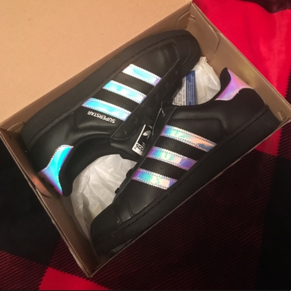 6.5 Fits like 7.5 Adidas NIB Iridescent Superstar